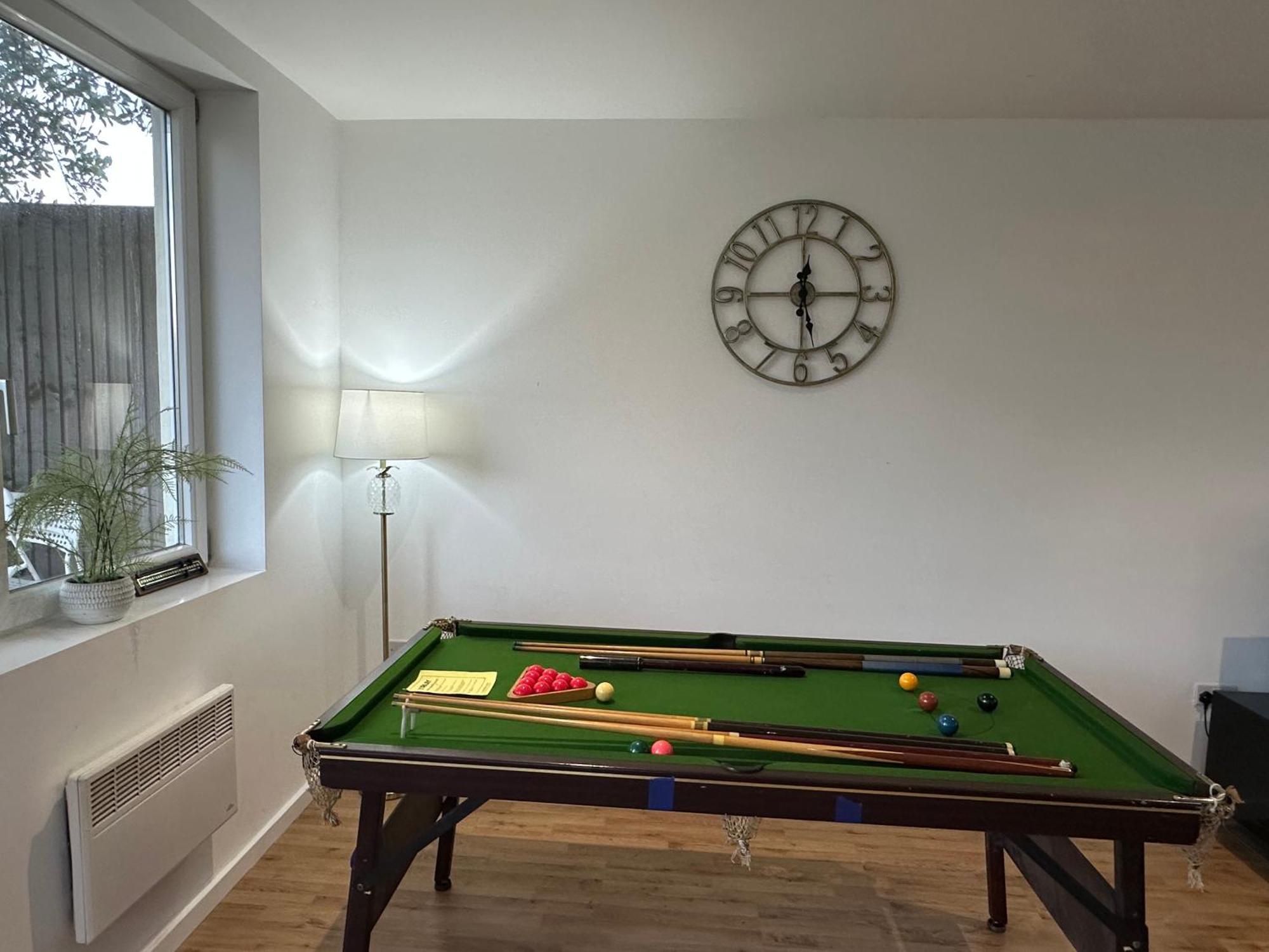 North London A Spacious 7 Bedroom House Accommodating Up To 18 People Complete With Own Gym And Table Tennis Exteriör bild